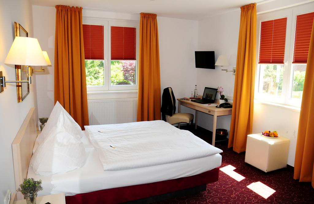 Hotel Blankenese Hambourg Extérieur photo